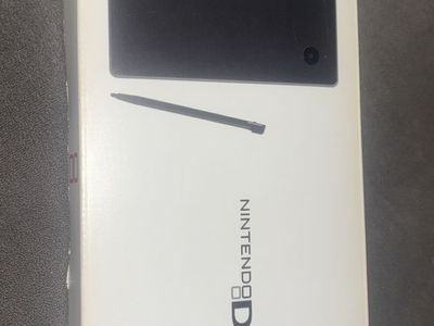 Nintendo DSi complete inbox