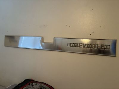 Tailgate marker