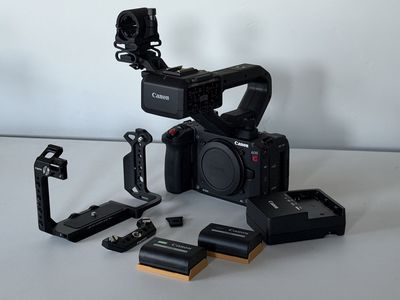 Canon EOS C50