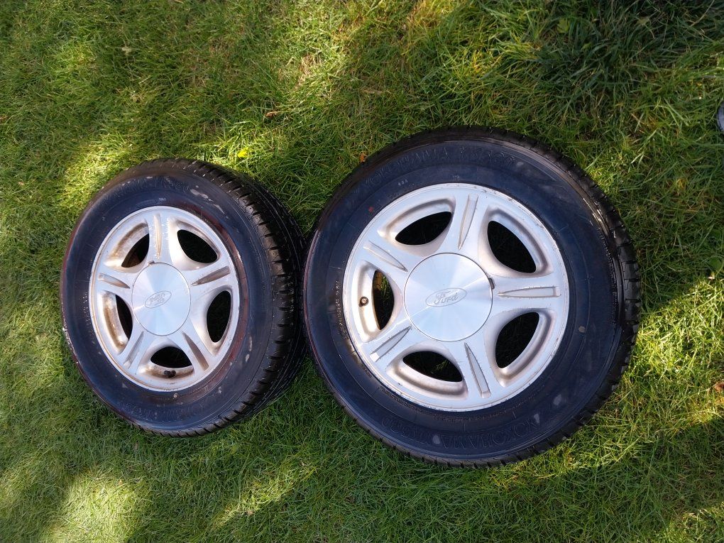 2 set 205/65/15 tires and wheels