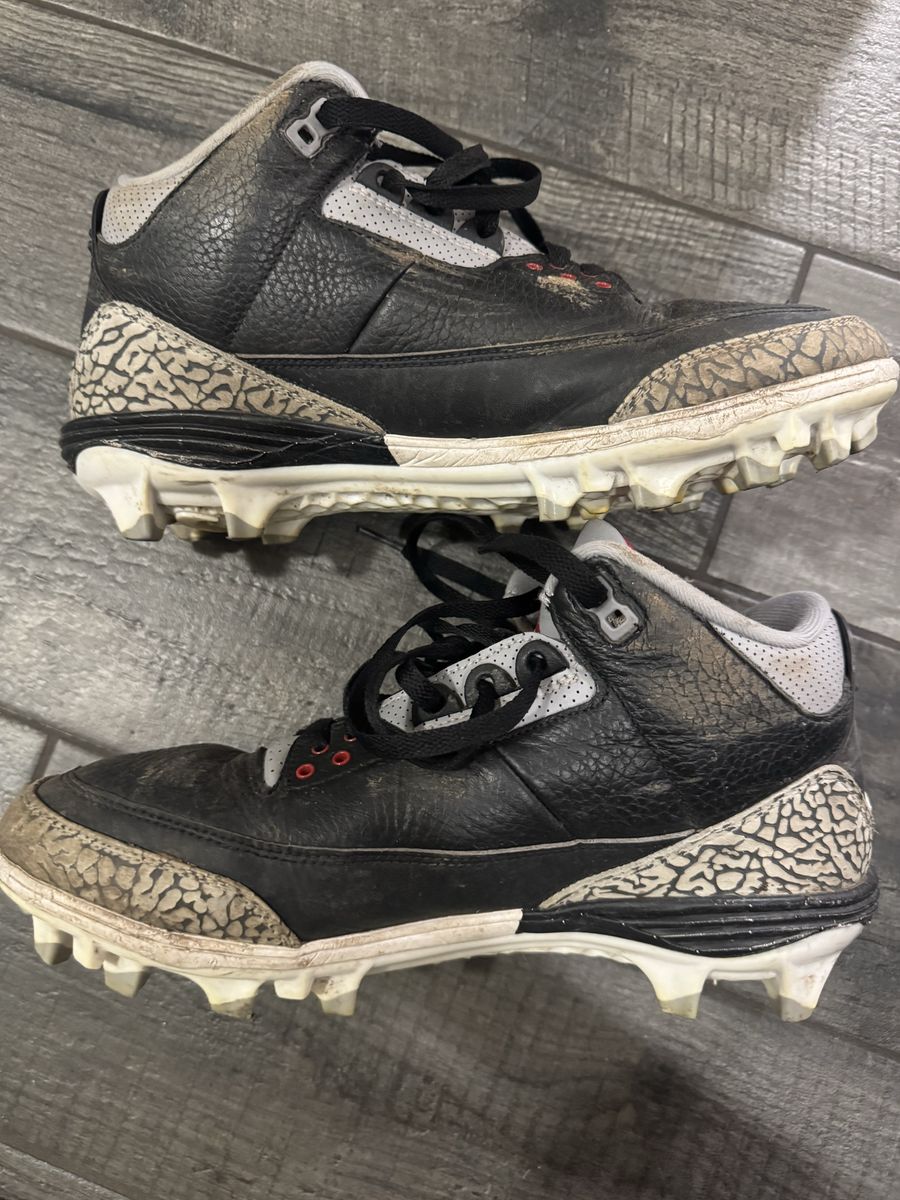 Nike Jordan Football Cleats Size 9