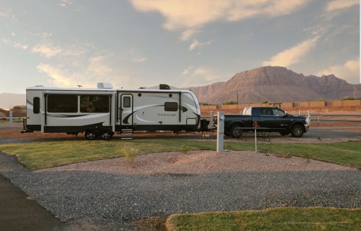 2018 Keystone Cougar Half-Ton 32RLI