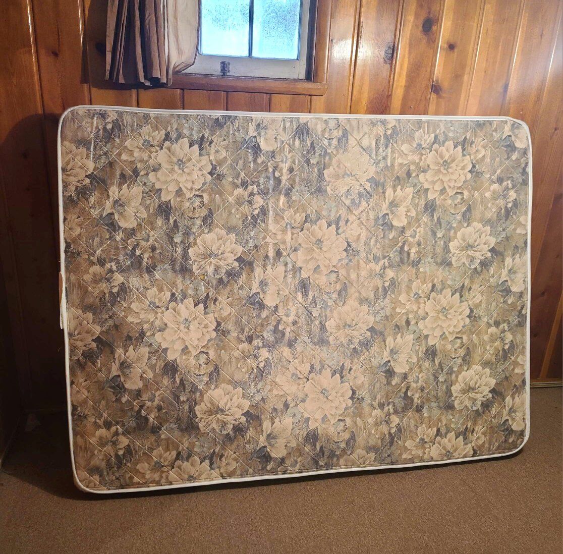 Full Size Mattress and Box Spring Clean