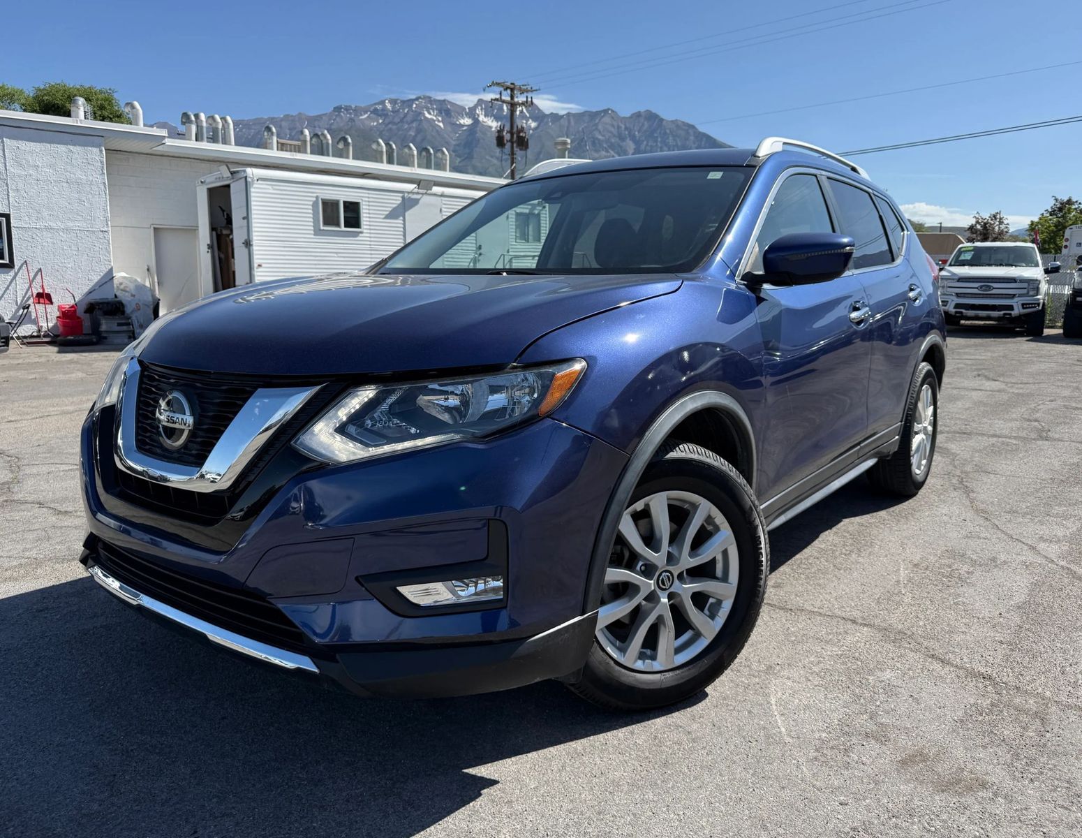 2020 Nissan Rogue SV