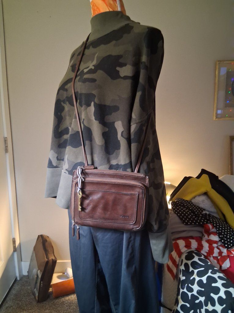 Fossil crossbody handbag