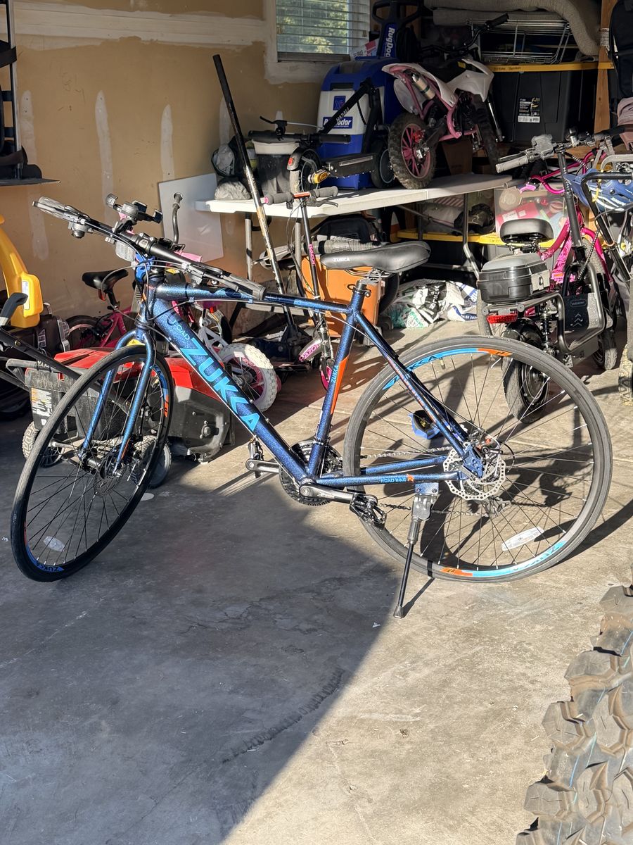 ZUKKA 700C Road Bike Sparkle Blue 21-Speed Disc Brakes