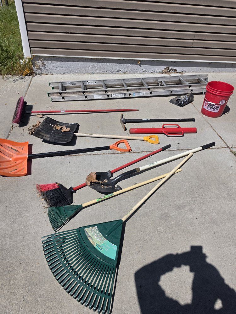 landscaping tools