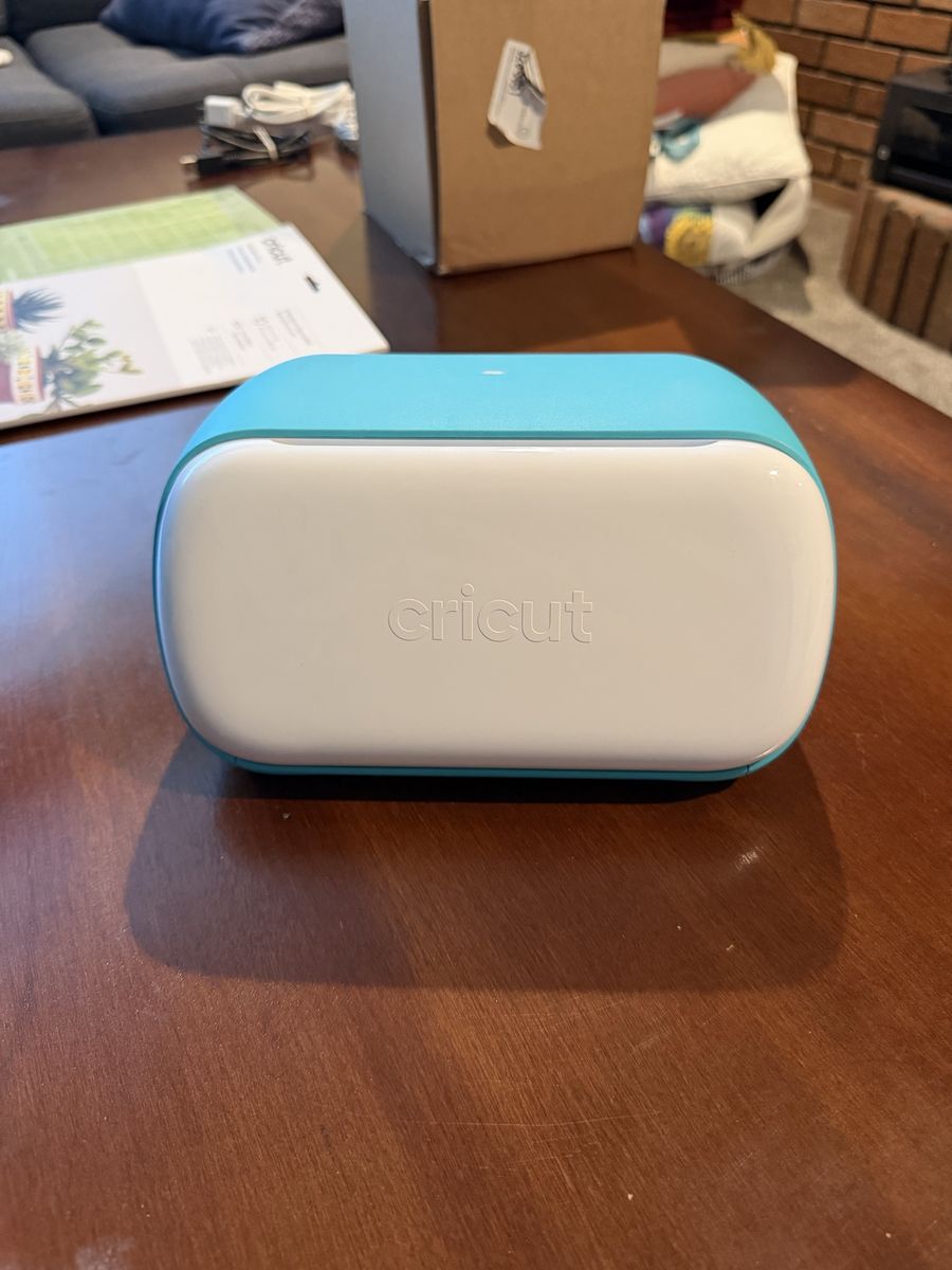 Cricut Joy and supplies