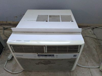 Frigidaire Window Air Conditioner - White, Energy Star Rated