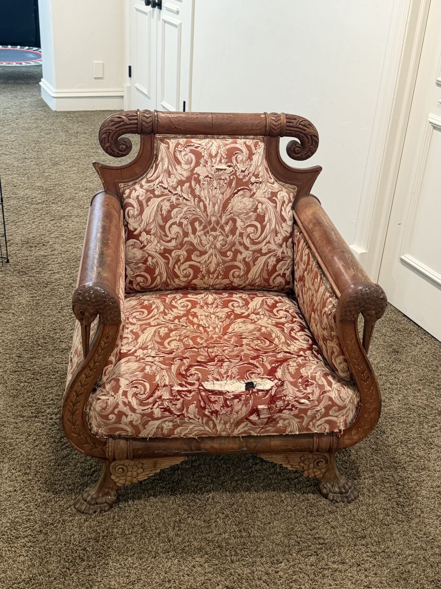 Italian Antique wood swan chair