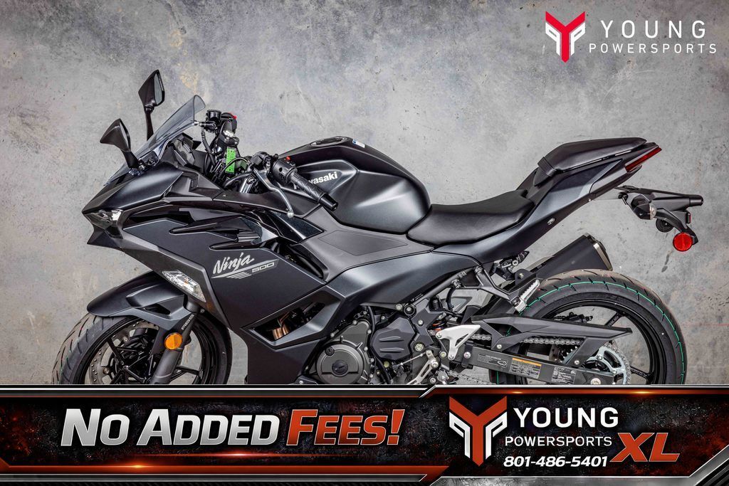 2026 Kawasaki Ninja® 500 ABS Metallic Flat Spark Black