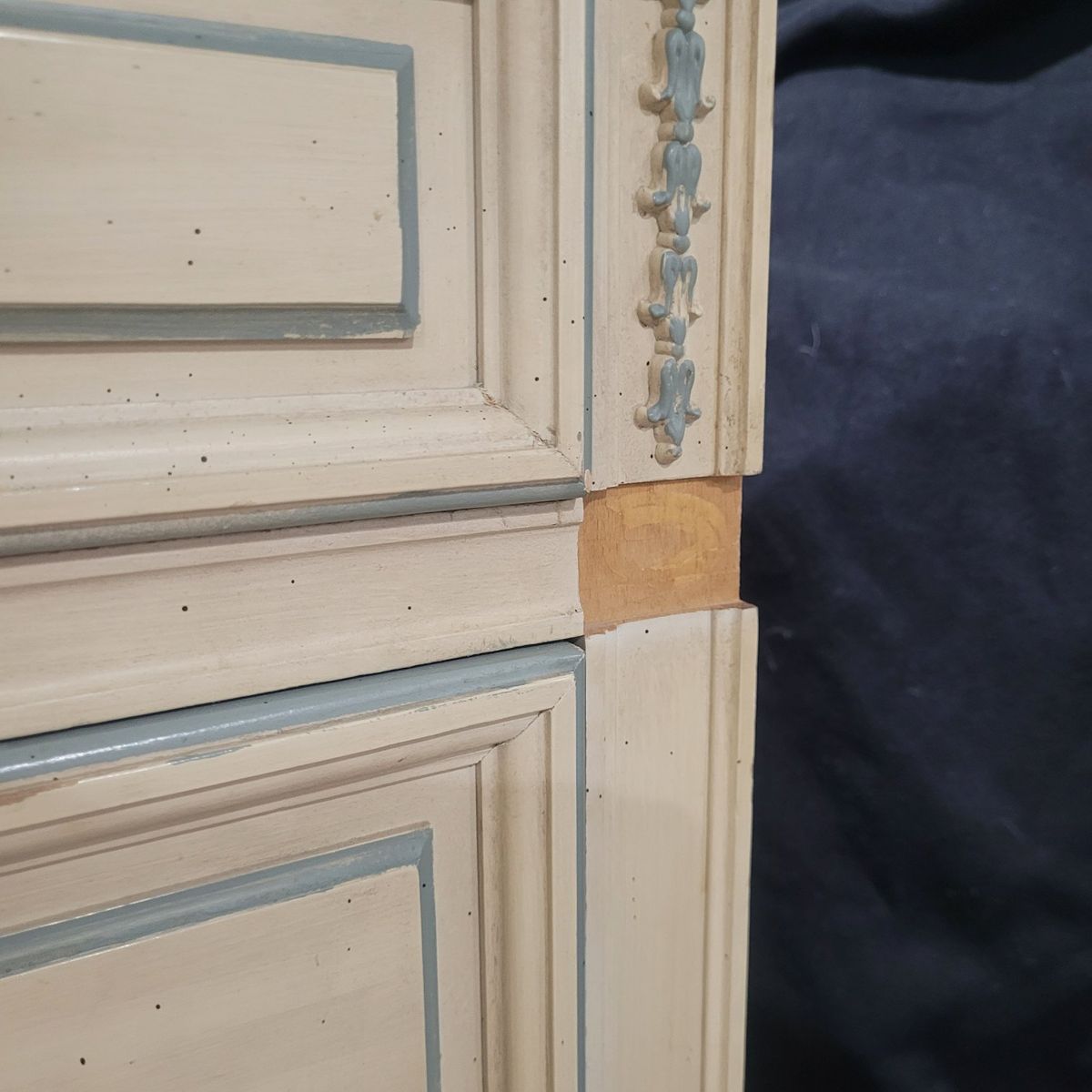 Main image 4
