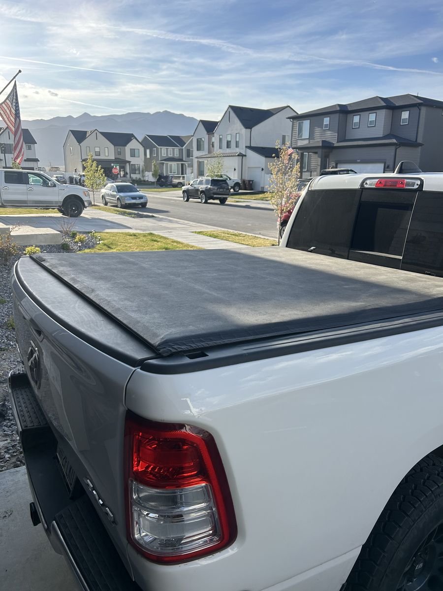 Leer soft roll up tonneau cover for Ram 1500