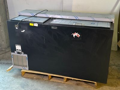 PERLICK Commercial Freezer Glass Chiller Mug Froster R290 115V FR60RT-3 (New Other, Slight Damage on Corner)