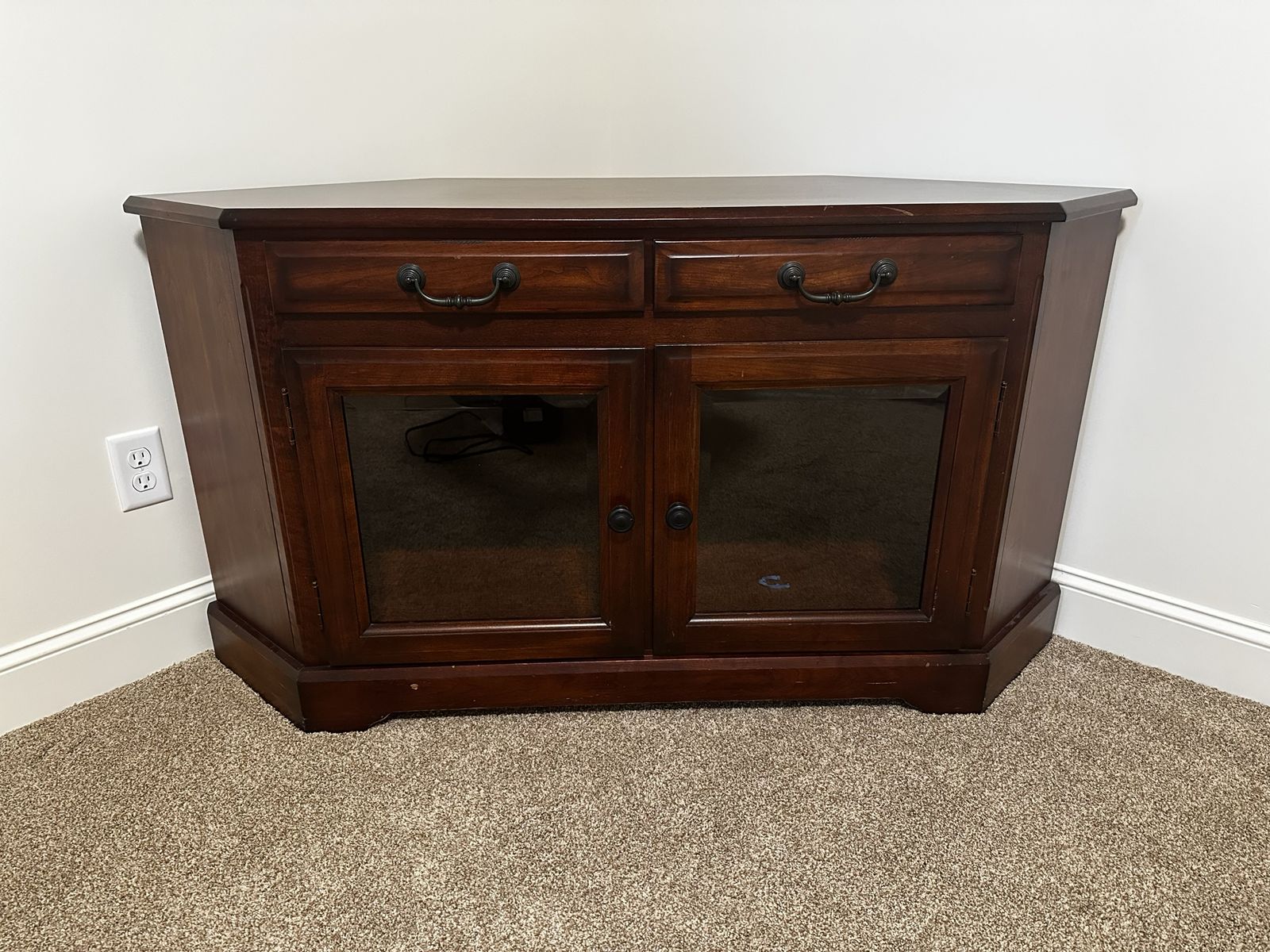 Corner TV Stand / Media Console