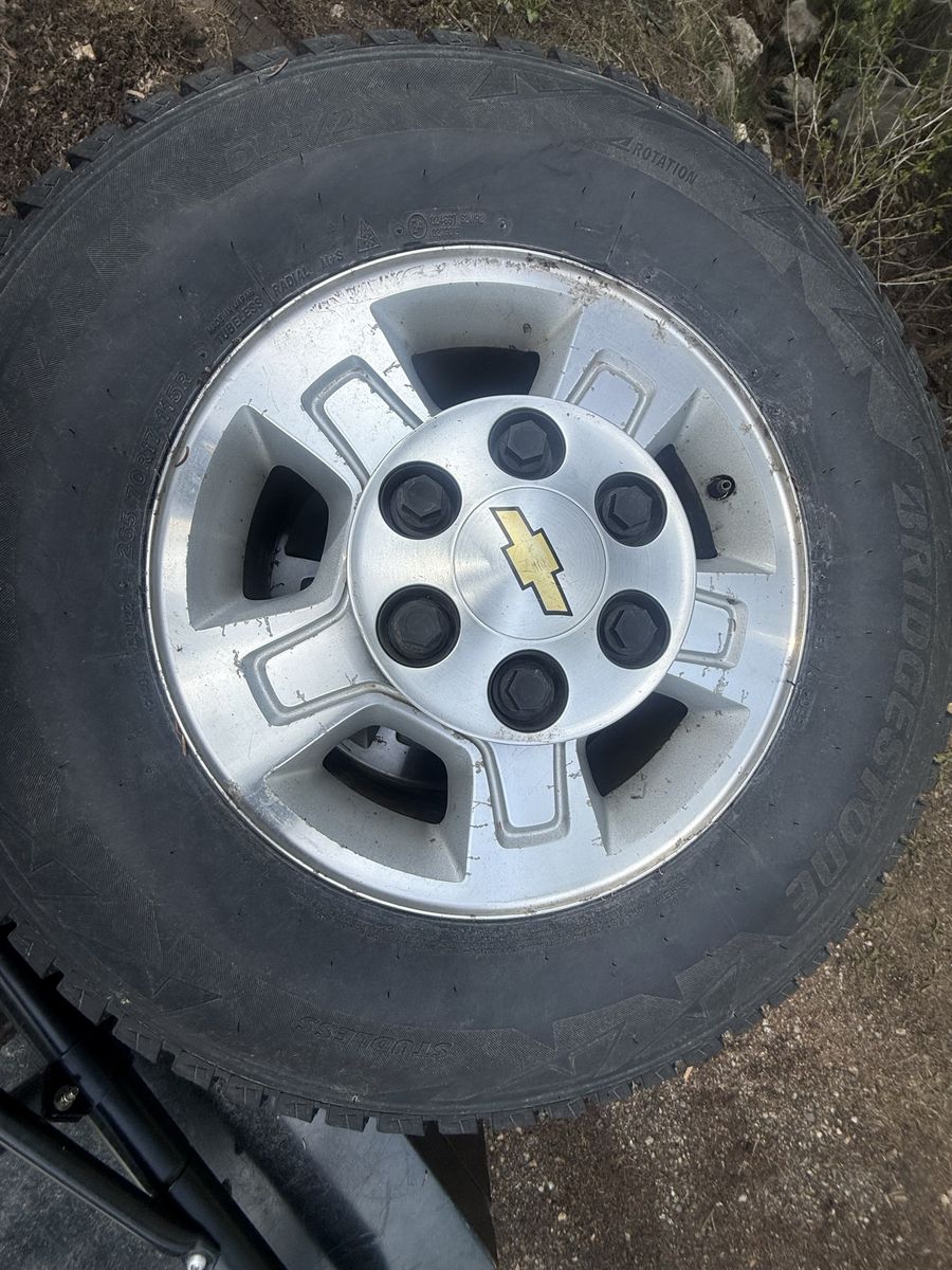 17” Chevy wheels with Blizzak Tires