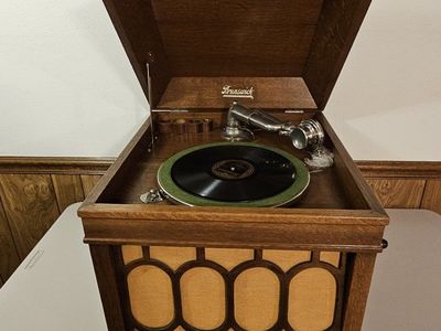 Brunswick Vintage Phonograph