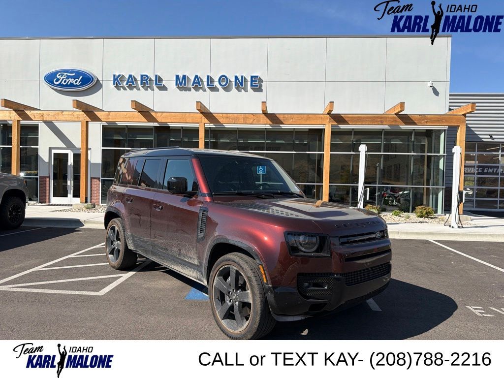 2025 Land Rover Defender 110 P400 Sedona Red