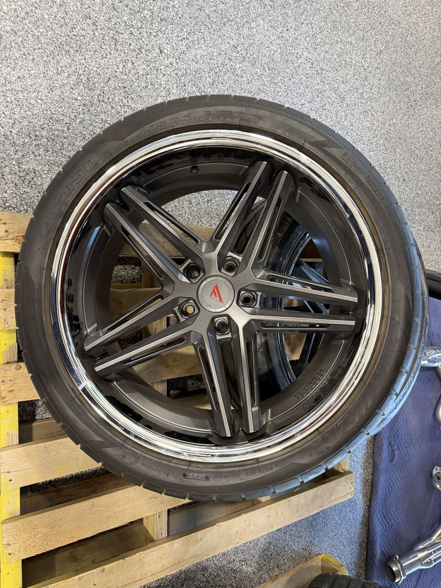 22” Ferrada Wheels