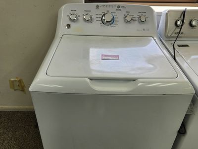 GREAT GE TOPLOAD WASHER! WITH A FULL WARRANTT