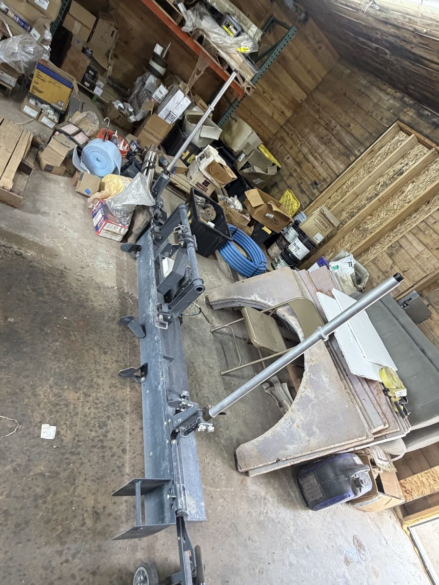 Main image 3