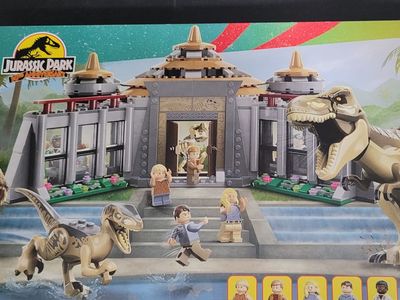 New sealed lego Jurassic Park