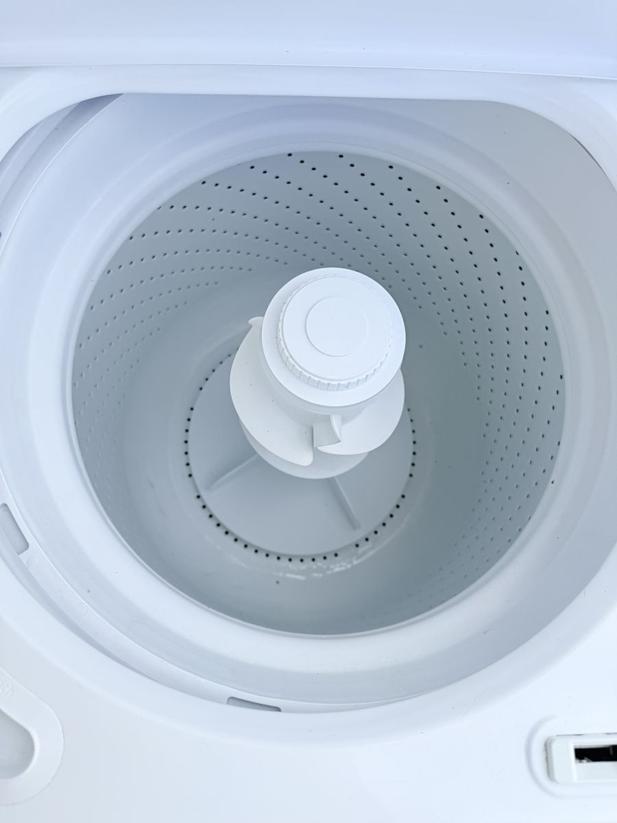 Main image 6