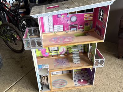 Free! Large Multi-Story Dollhouse with Balconies & Detailed Interior - Ready for Play!
