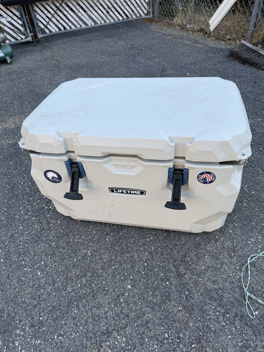 Lifetime High-Performance Hard Cooler - 65 Quart - Tan