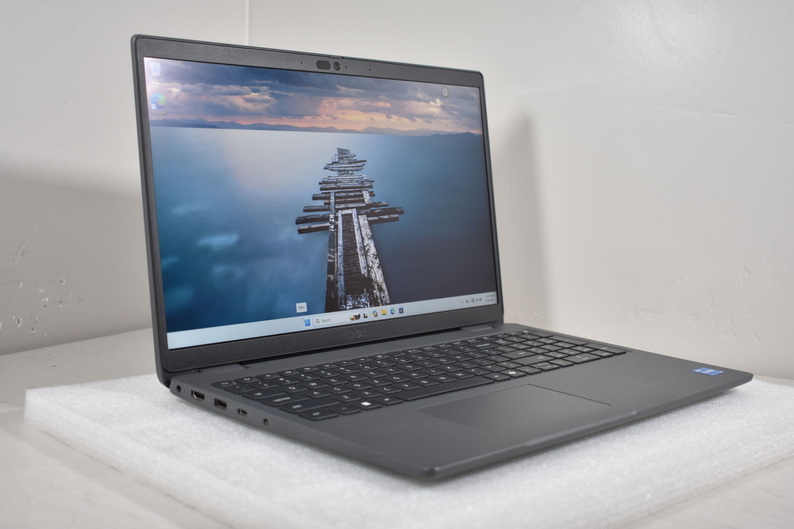 Dell Laptop - i5-1335U, 16gb DDR5, 256gb NVME SSD, Windows 11