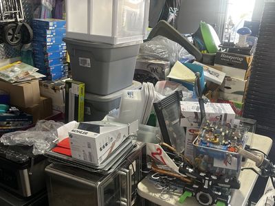 Moving sale