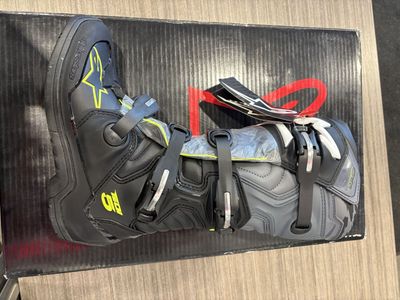ALPINESTARS MX TECH 5 BOOTS SIZE 6