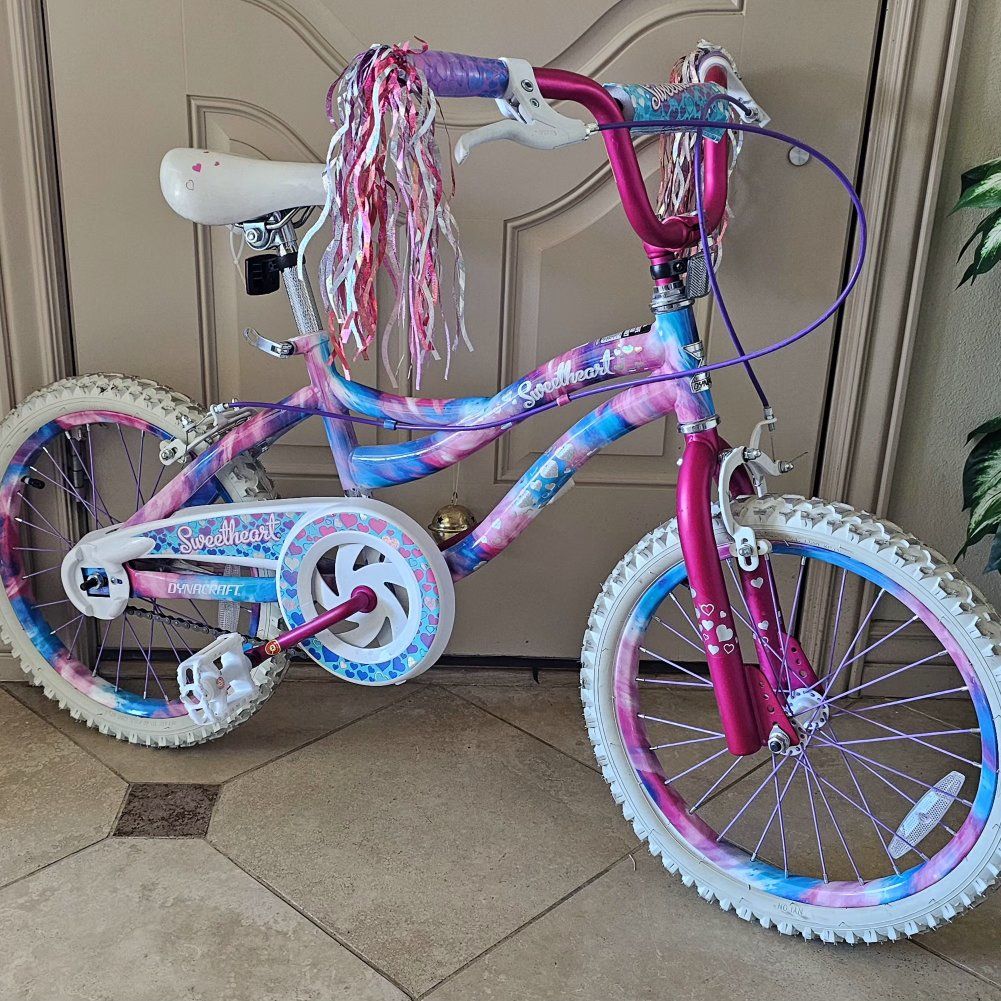 18" Girl's Bicycle Dynacraft Sweetheart