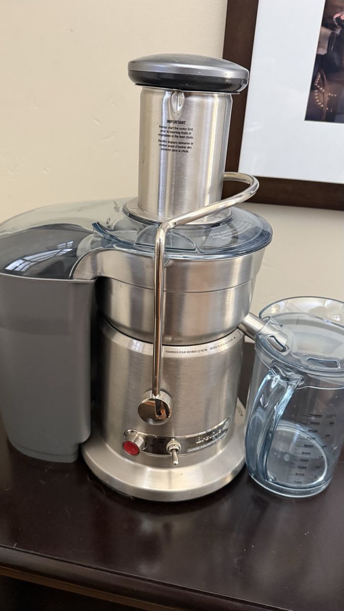 Breville Juicer Fountain Elite - Excellent Condition
