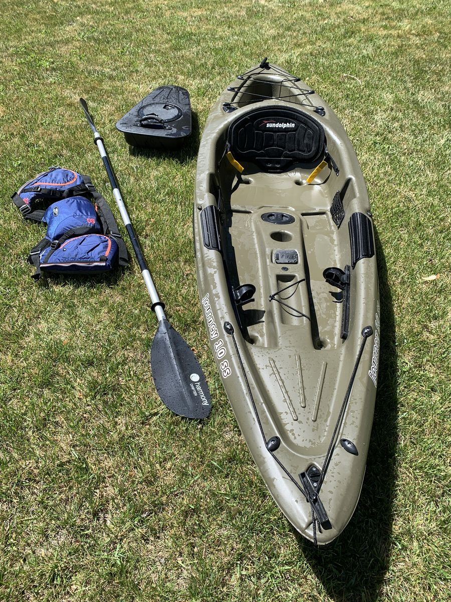 Kayak Sun Dolphin Journey 10 SS with Paddle & Life Jacket