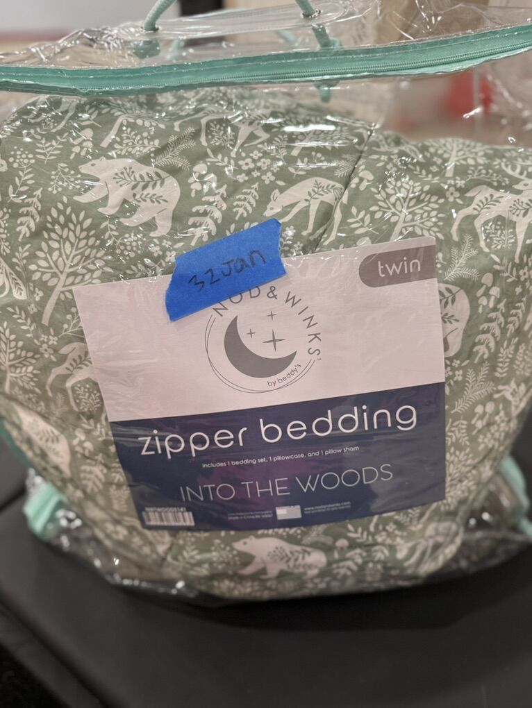 Beddys TWIN Into The Woods Nod Winks