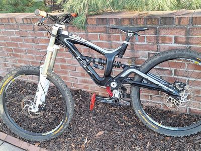 2013 GT Fury 2.0 downhill mtb mountain bike