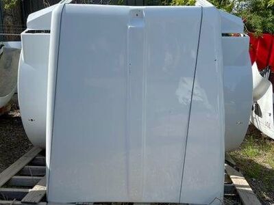 Kenworth T800 Fiberglass Hood (New Take Off, No Hardware)