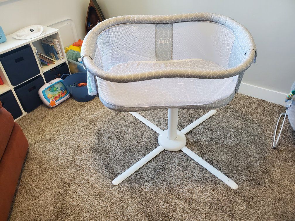 Graco Swing, Halo Bassinet, and Bright Beginning B