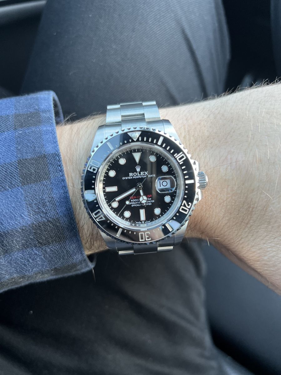 Rolex Sea-Dweller 43 Full Set Box & Papers