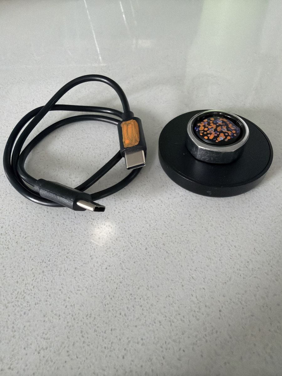 Oura Ring Gen 3 Heritage Smart Ring Silver Size 9 with Charger, Activity & Sleep Tracking