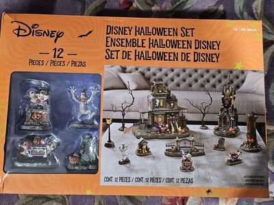 Disney Halloween set