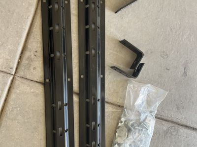 5th Wheel Rails