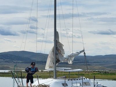 1977 Catalina 25 Sailboat