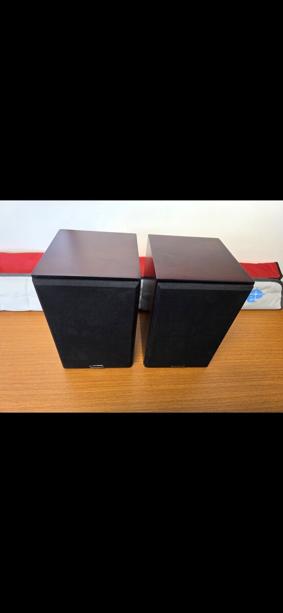 Vanatoo T1 Encore Plus powered desktop speaker