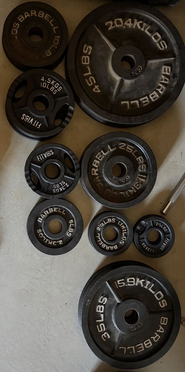 Olympic bar and plates 