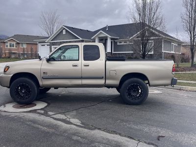 2004 TOYOTA TUNDRA