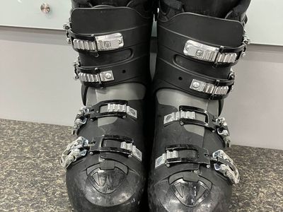 Used Atomic Hawx Magna R90 - 28.5 MP