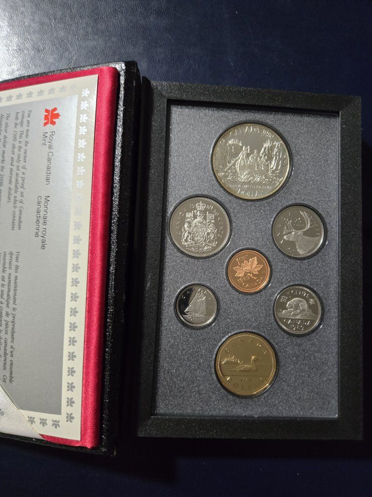 1989 Royal Canadian Mint Proof Coin Set - Silver & Aureate Dollars, Complete 8-Coin Set