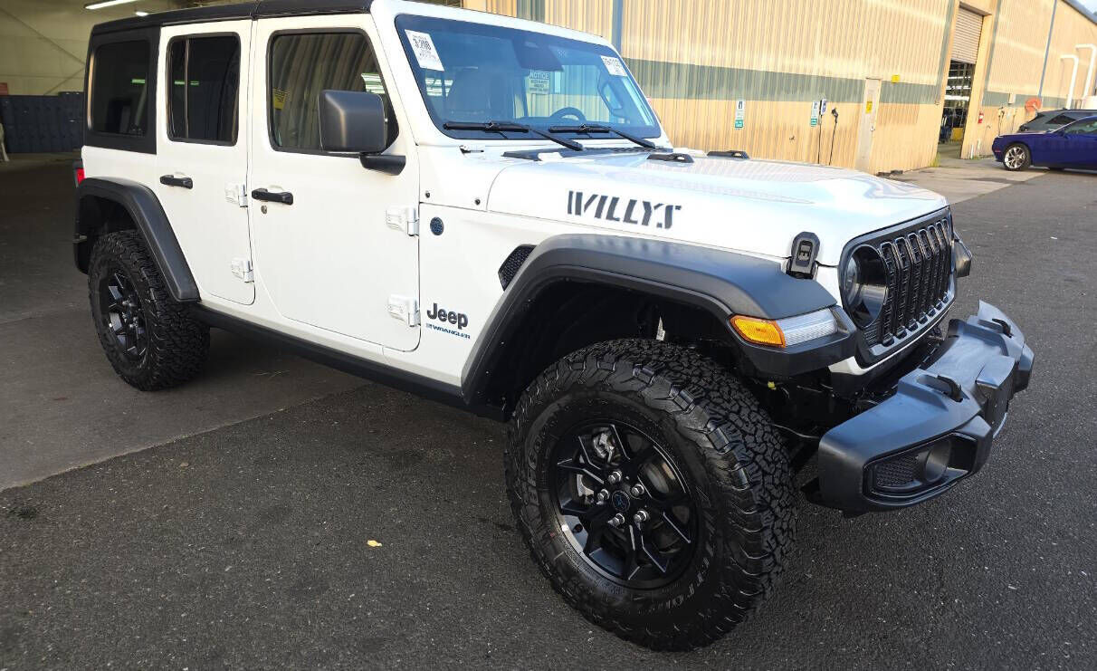 2025 Jeep Wrangler Willys 4xe